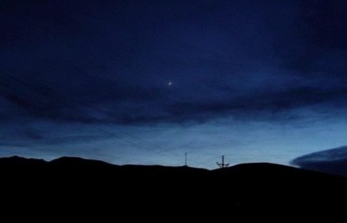 【網(wǎng)絡(luò)美文 】漆黑的夜空，寂靜的夜晚 作者:敗夜
